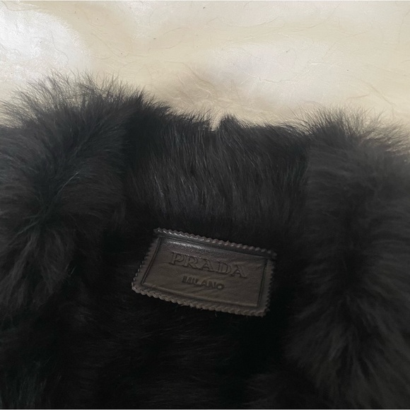 Prada Black 100% Lamb Shearling Sheep Fur Coat in Small US 4 IT 40 Authentic - Picture 3 of 15
